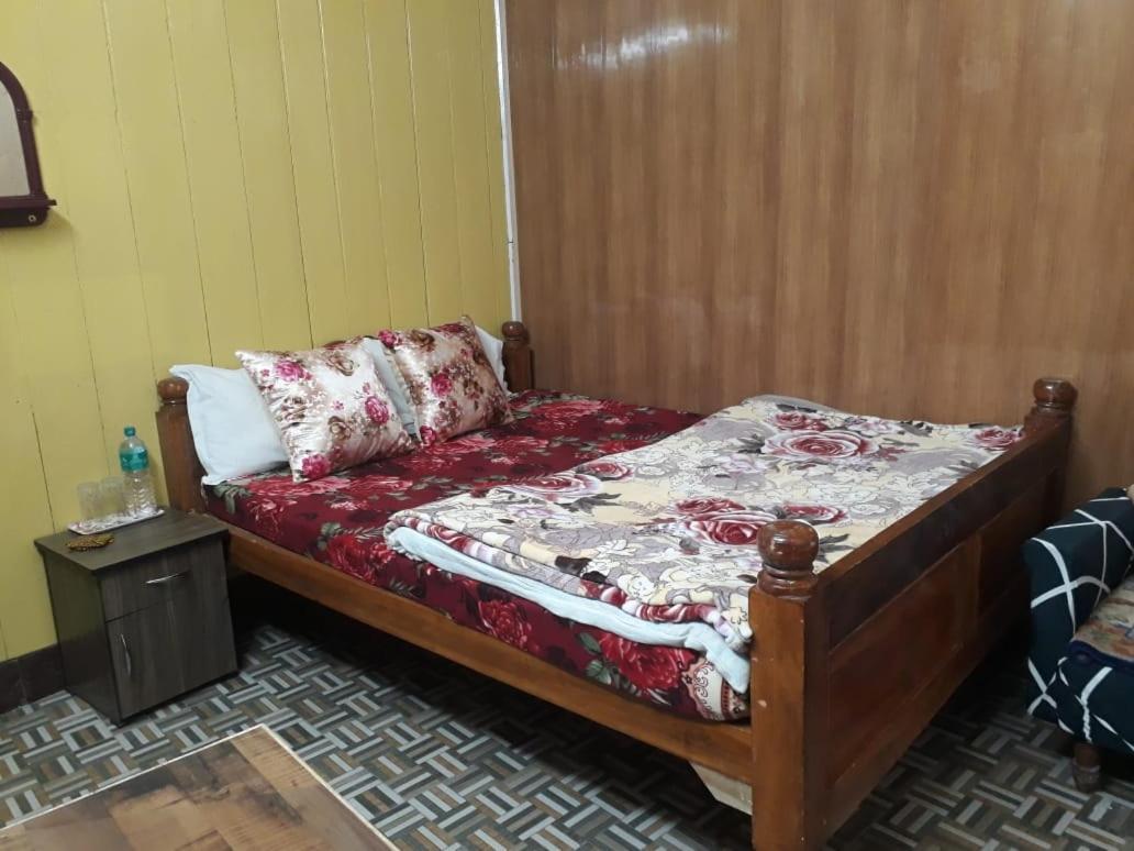 דרג'ילינג Smriya Homestay מראה חיצוני תמונה