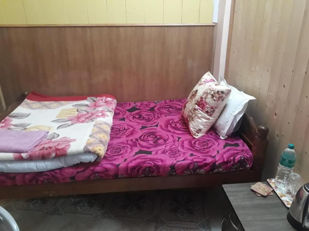דרג'ילינג Smriya Homestay מראה חיצוני תמונה
